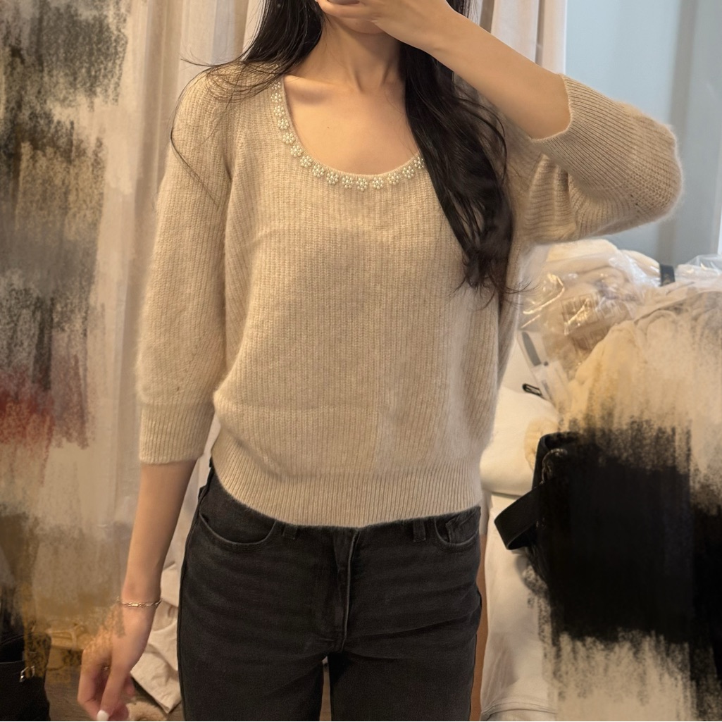 Salewomen's Cream Sweater Raccon Hair